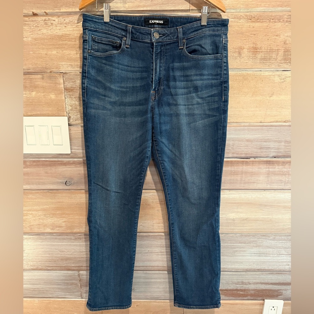 Express Men's Deep Blue Straight Jeans Size 34x30
